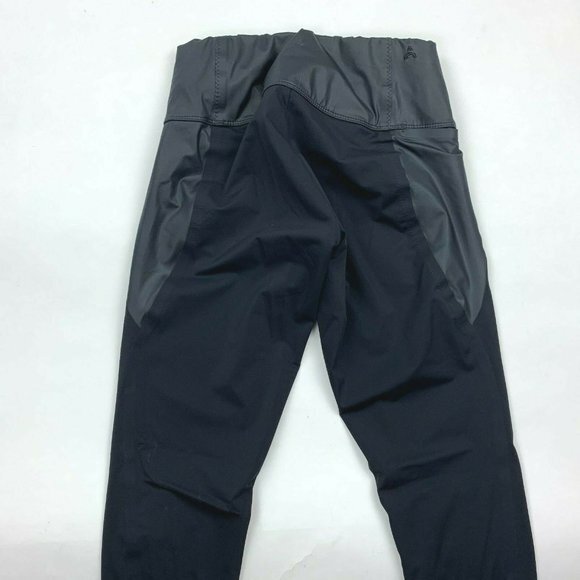 ADAY Throw & Roll Legging Nylon Blend Pockets - Picture 4 of 12
